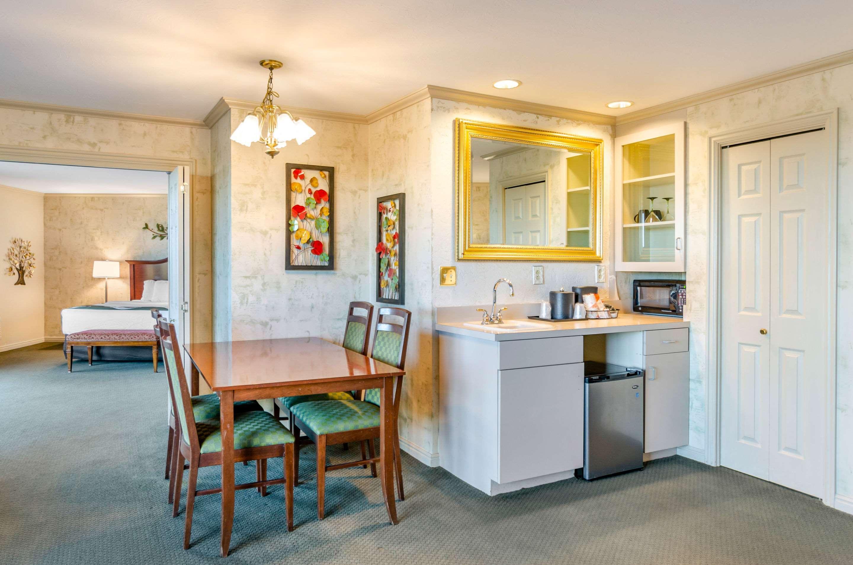 Comfort Suites Idaho Falls Bagian luar foto