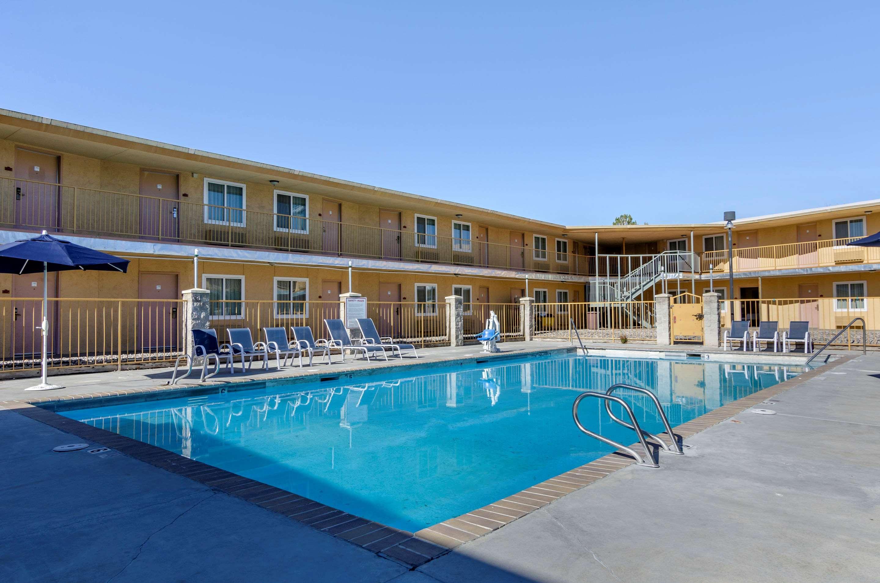 Comfort Suites Idaho Falls Bagian luar foto