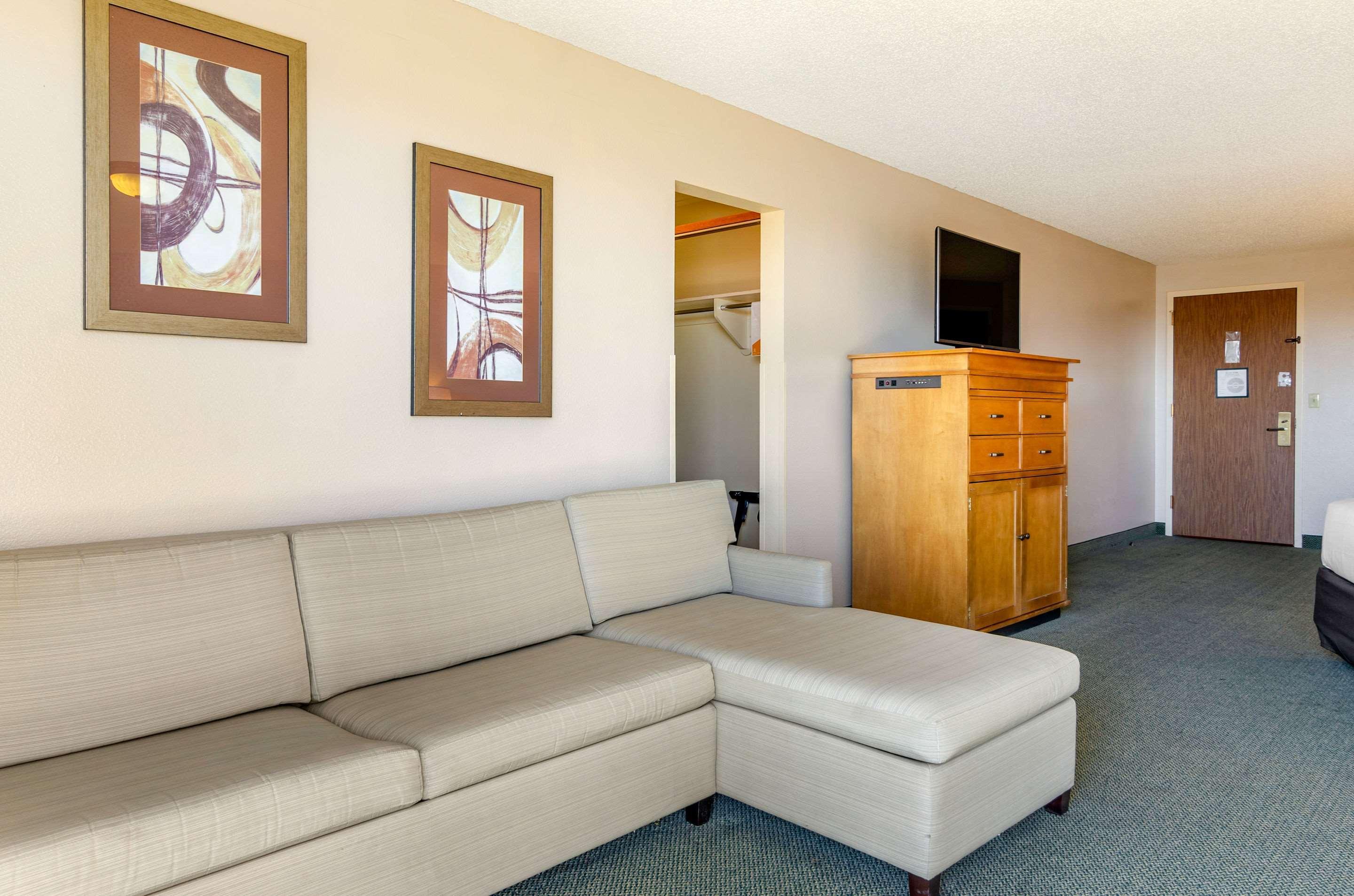 Comfort Suites Idaho Falls Bagian luar foto