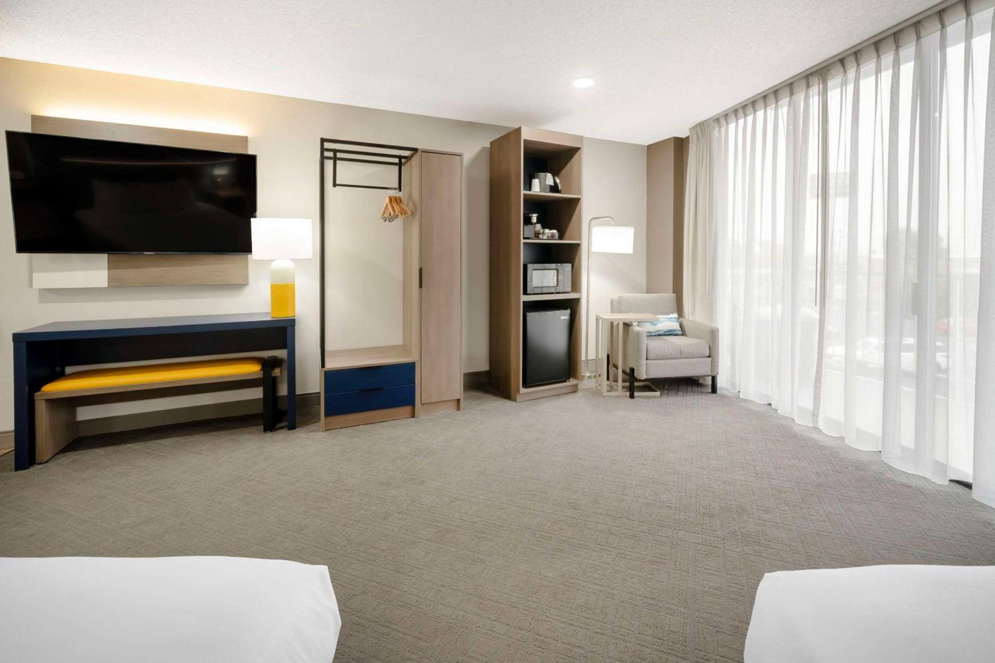 Comfort Suites Idaho Falls Bagian luar foto
