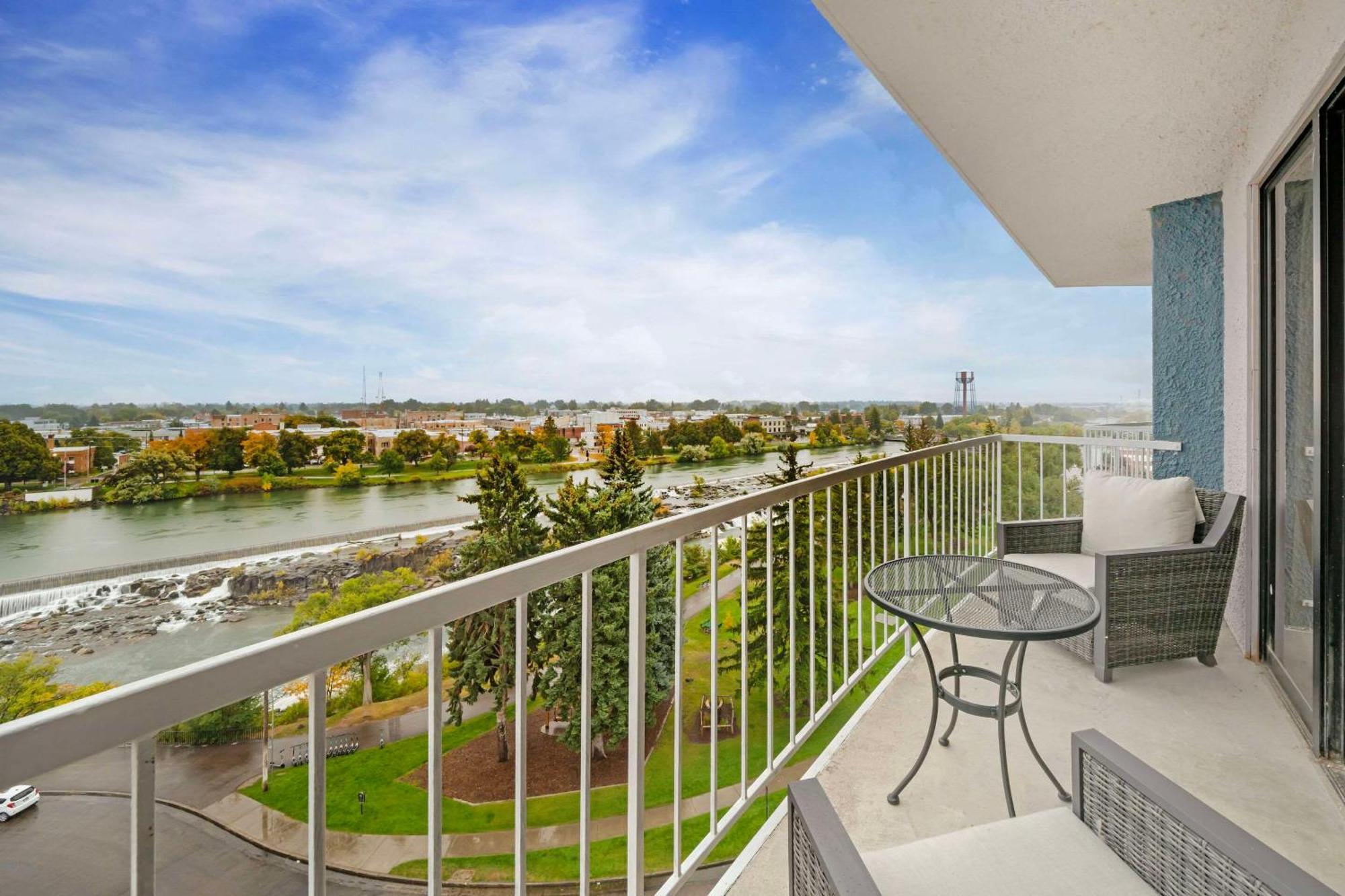 Comfort Suites Idaho Falls Bagian luar foto