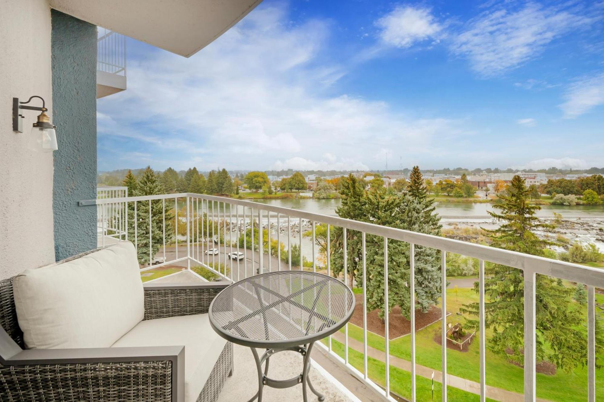 Comfort Suites Idaho Falls Bagian luar foto